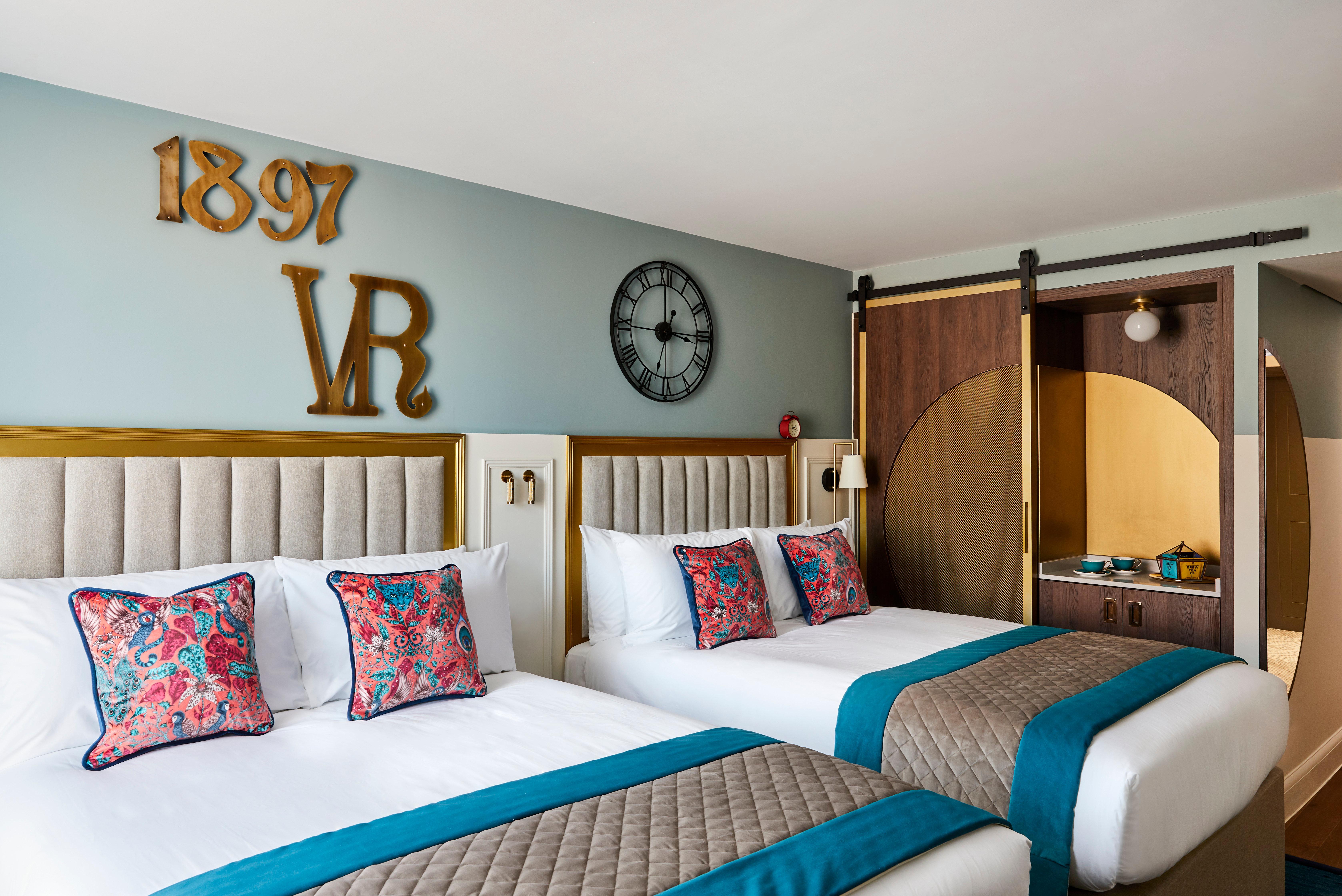Hotel Indigo - Chester By Ihg Bagian luar foto