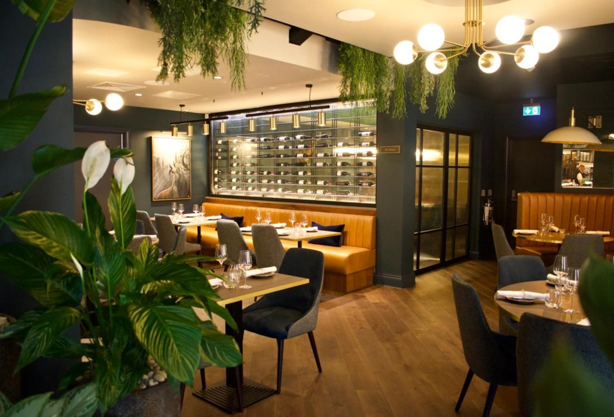 Hotel Indigo - Chester By Ihg Bagian luar foto
