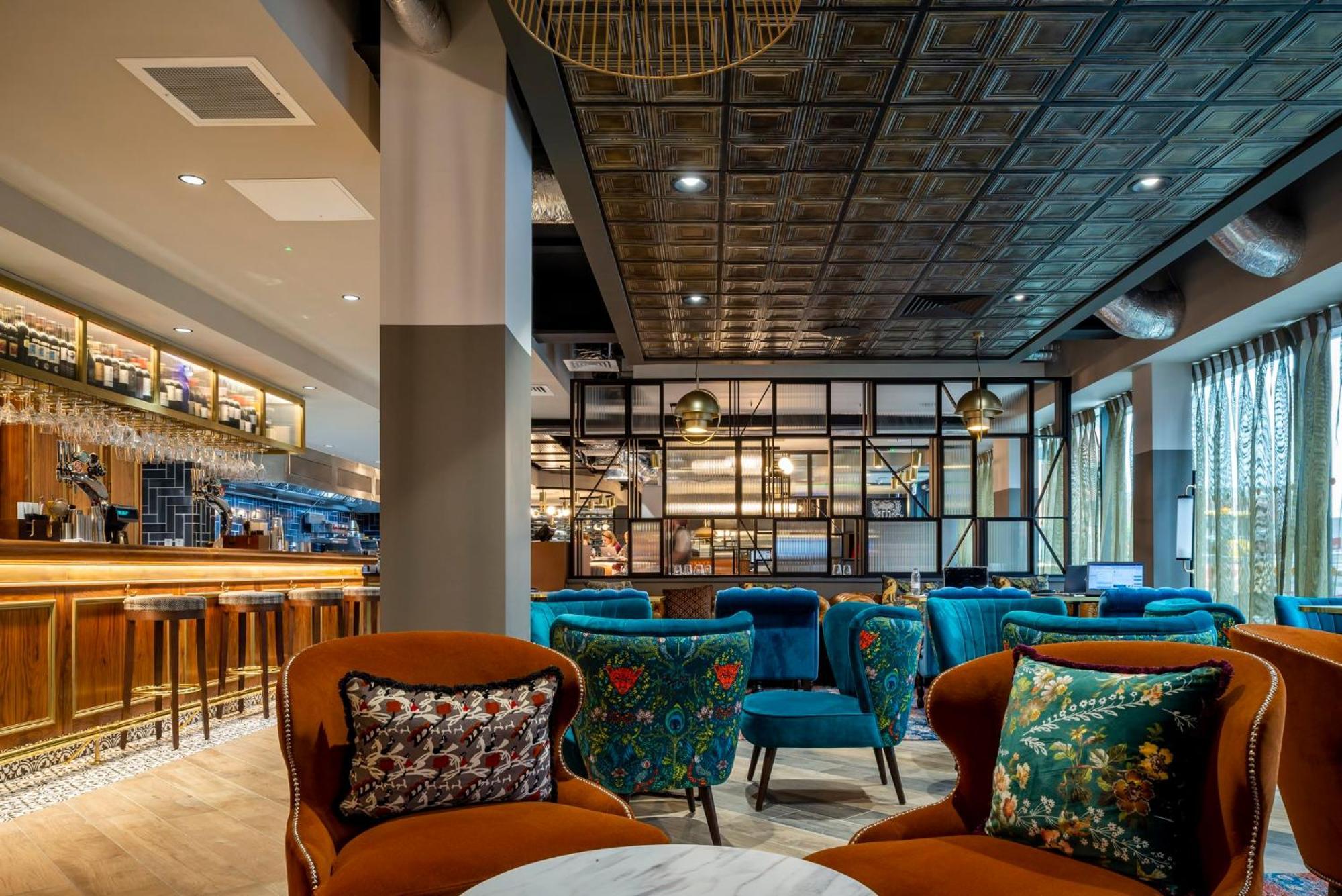 Hotel Indigo - Chester By Ihg Bagian luar foto