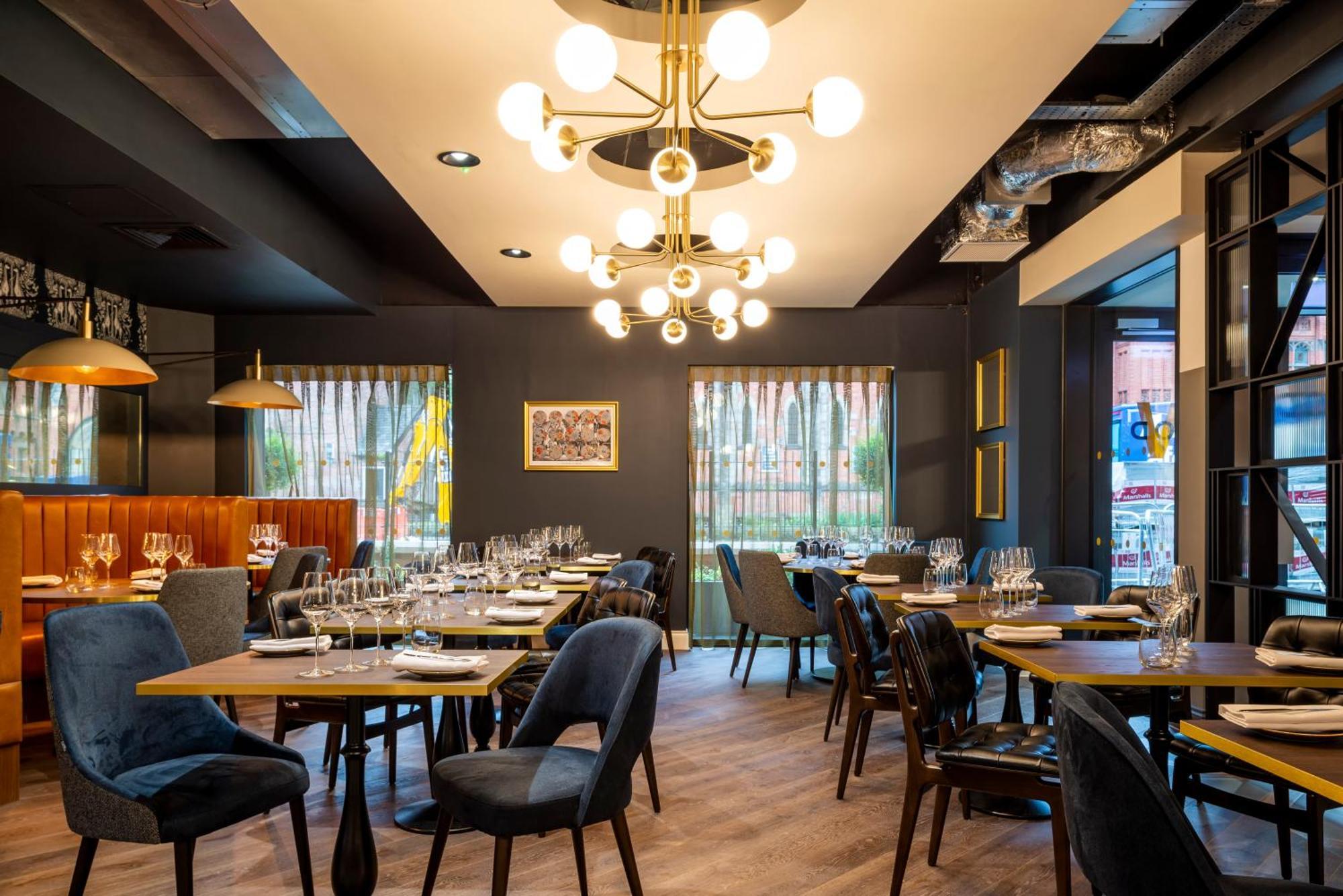 Hotel Indigo - Chester By Ihg Bagian luar foto